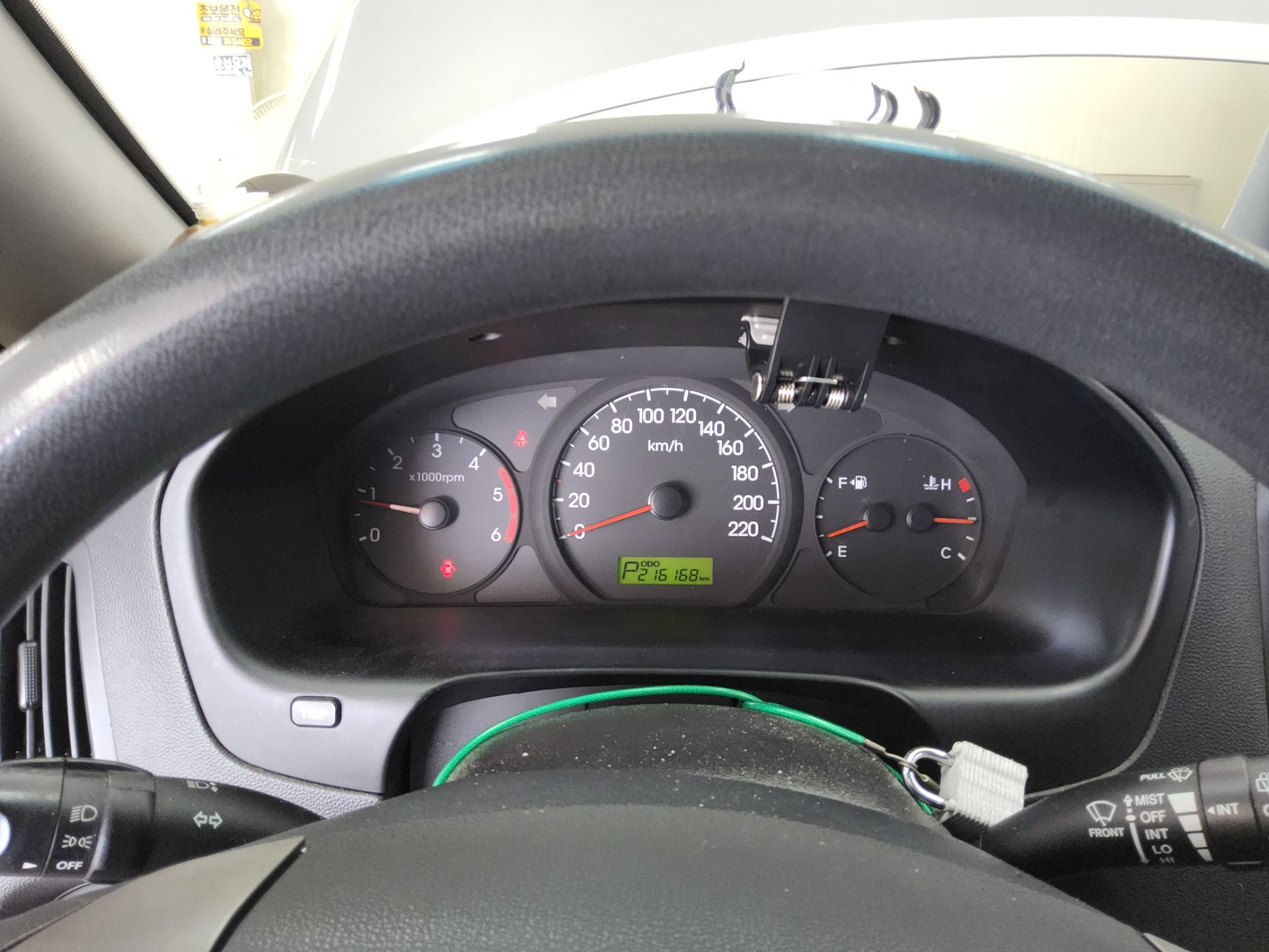 هيونداي جراند ستاركس 12 Seater ديزل Cvx لكجري 2011 فاخر