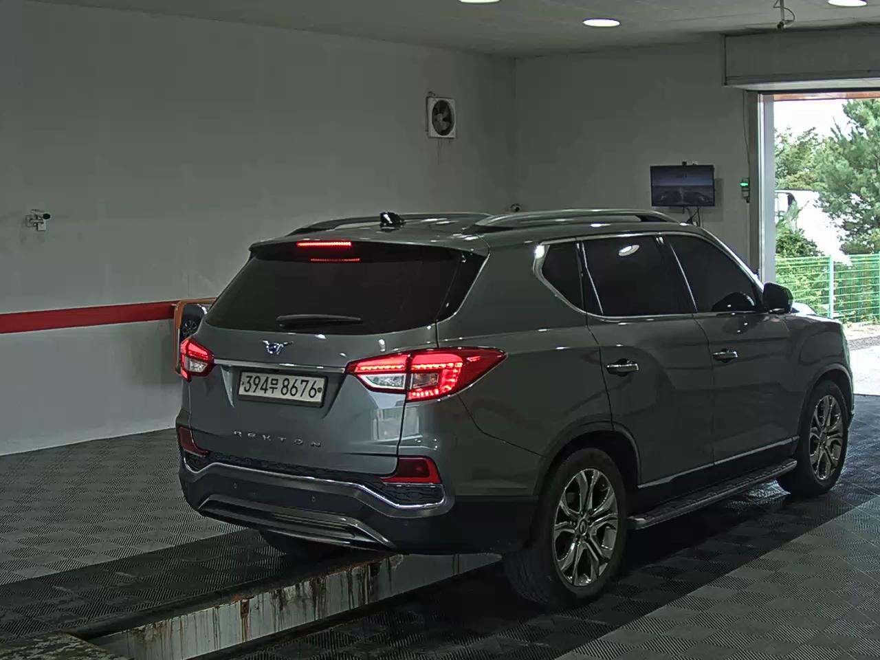 كي جي موبيليتي Mobility (سانج يونج) G4 ريكستون 2.2 دفع رباعي Majesty سبيشل 2020 SPECIAL