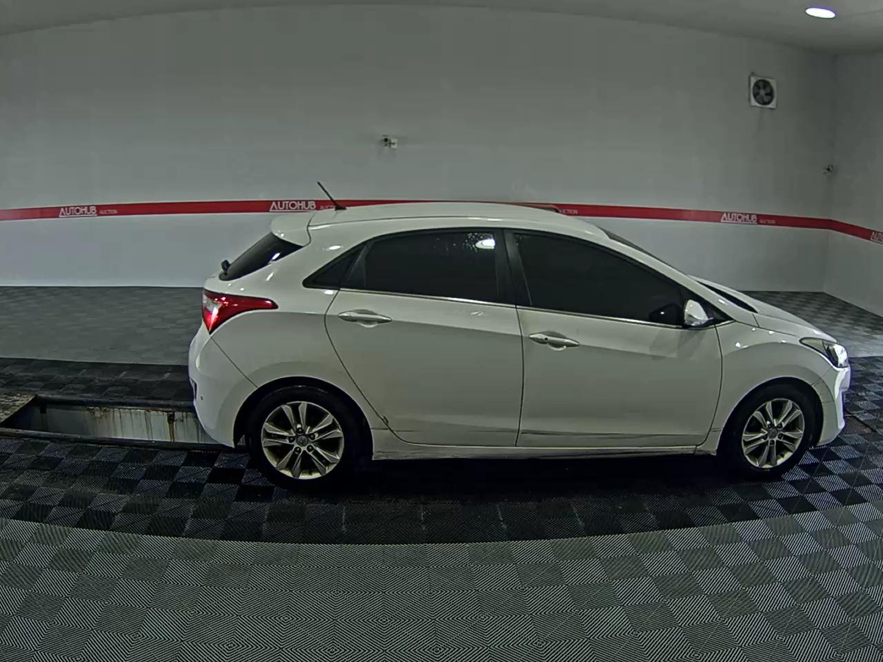 هيونداي جديد I30 1.6 VGT Unique 2012