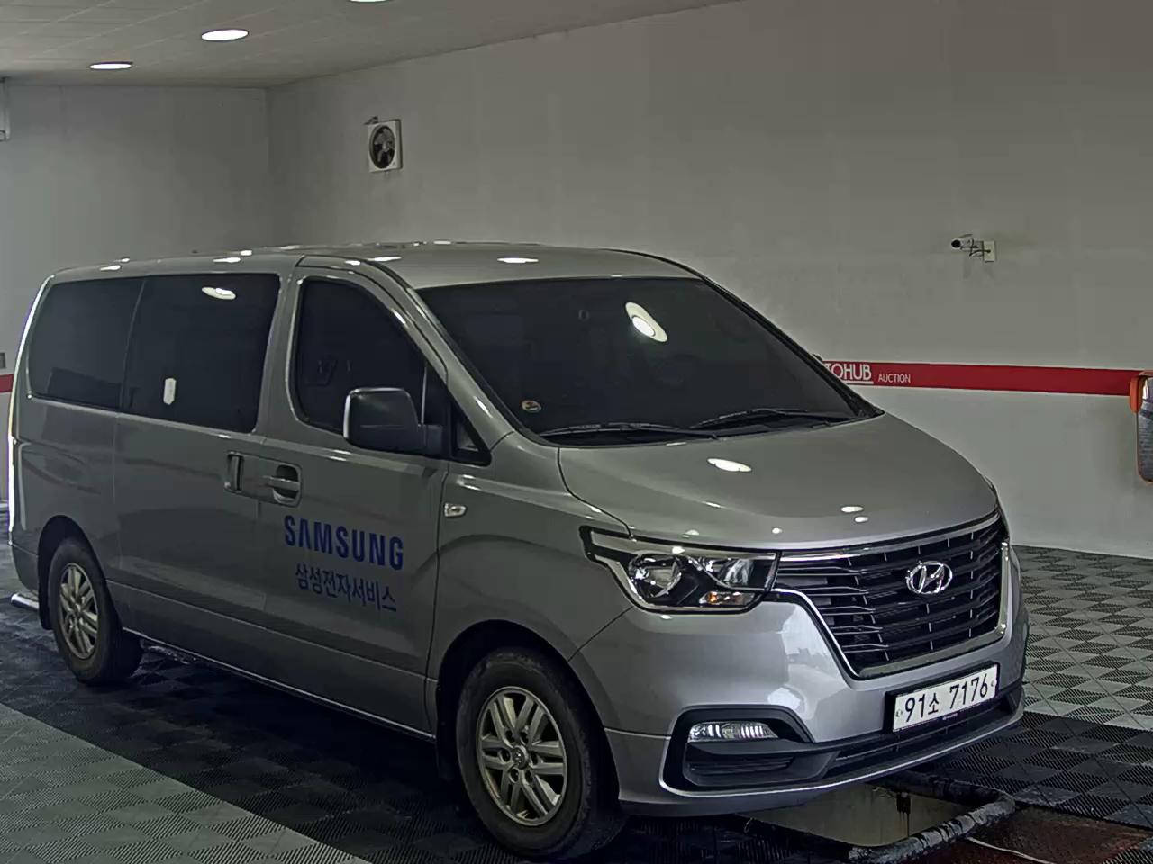 هيونداي الجديد جراند ستاركس 3 Seater ديزل فان سمارت 2021 VAN SMART
