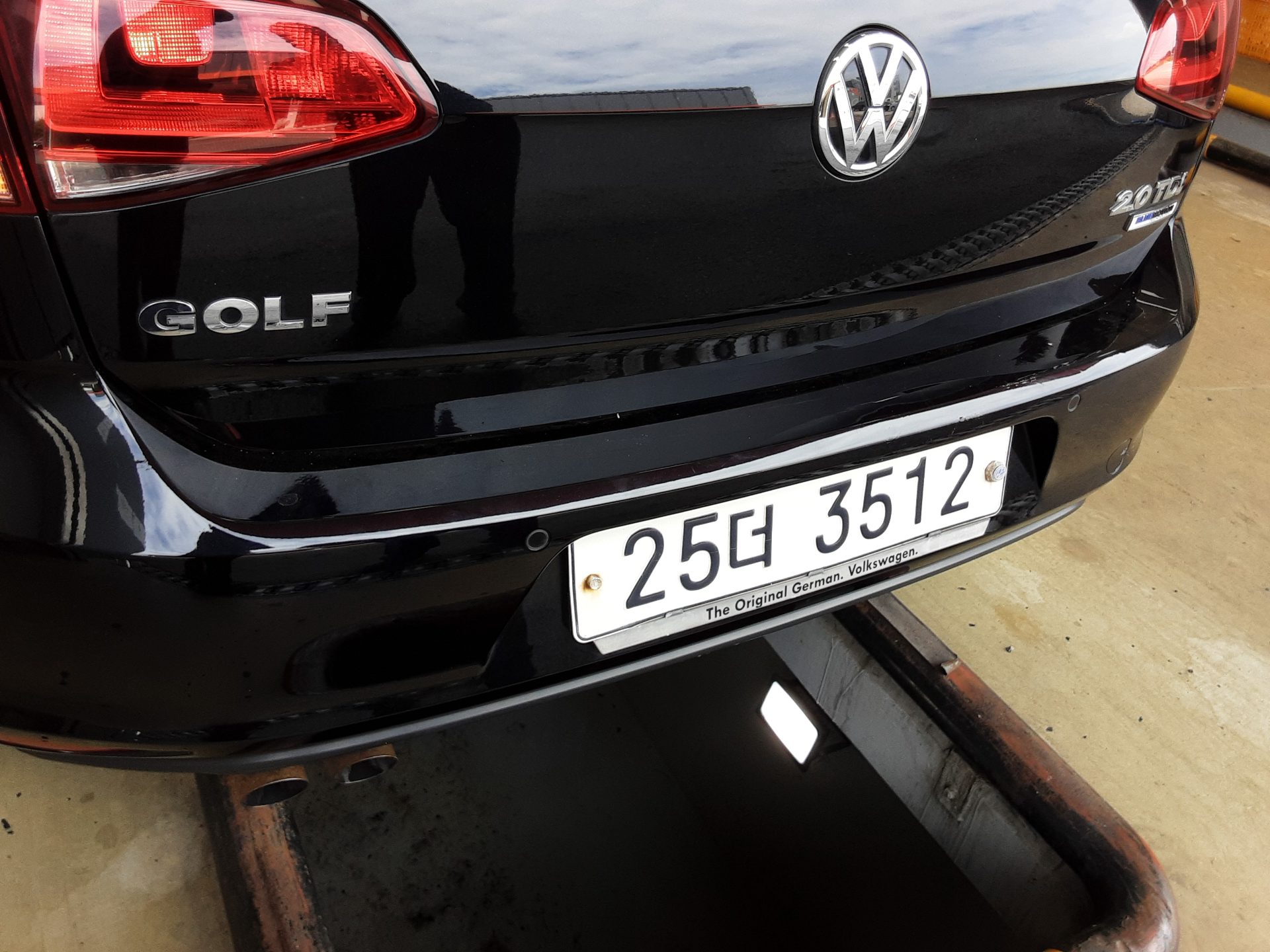 فولكس فاجن جولف (7Th Gen) 2.0 TDI بريميوم 2015 بريميوم