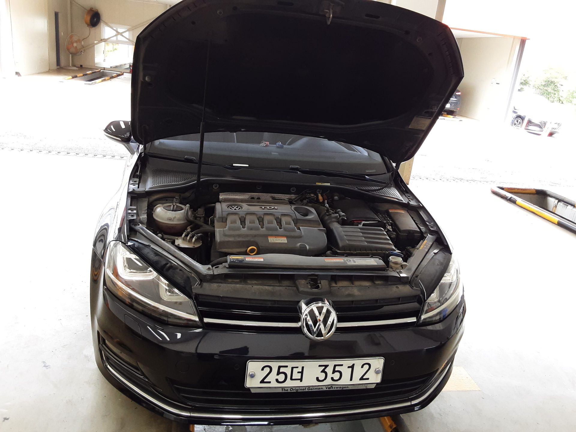 فولكس فاجن جولف (7Th Gen) 2.0 TDI بريميوم 2015 بريميوم