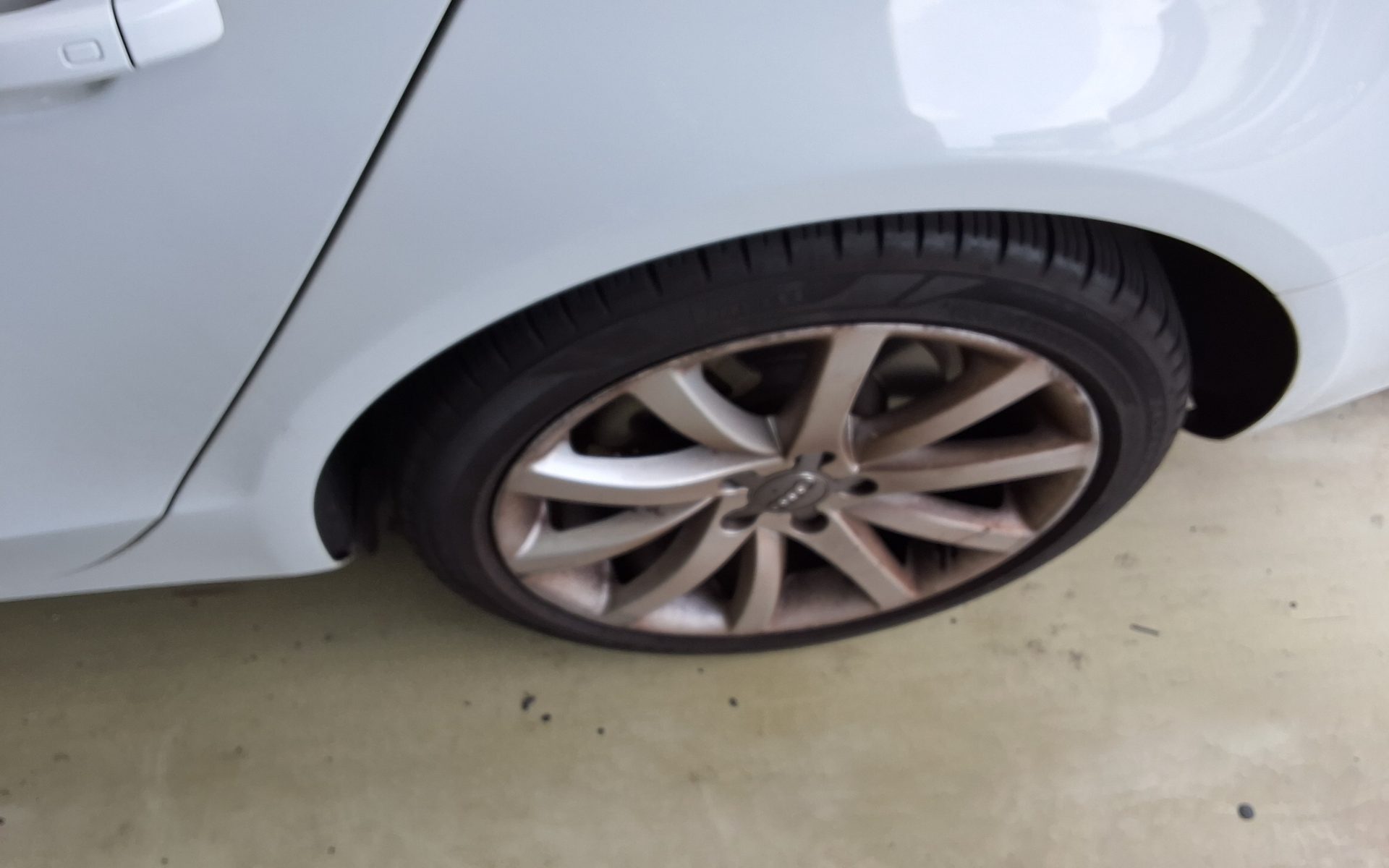 أودي إيه 4 (4Th Gen) 30 TDI 2016