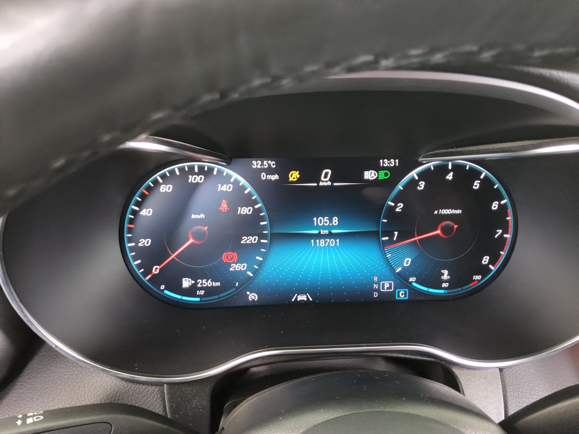 مرسيدس بنز جي إل سي Class جي إل سي 300 فورماتيك 2020 4MATIC