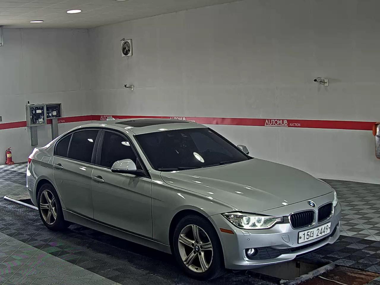 بي إم دبليو 3 Series (6Th Gen) 320D إكس درايف 2014 320d