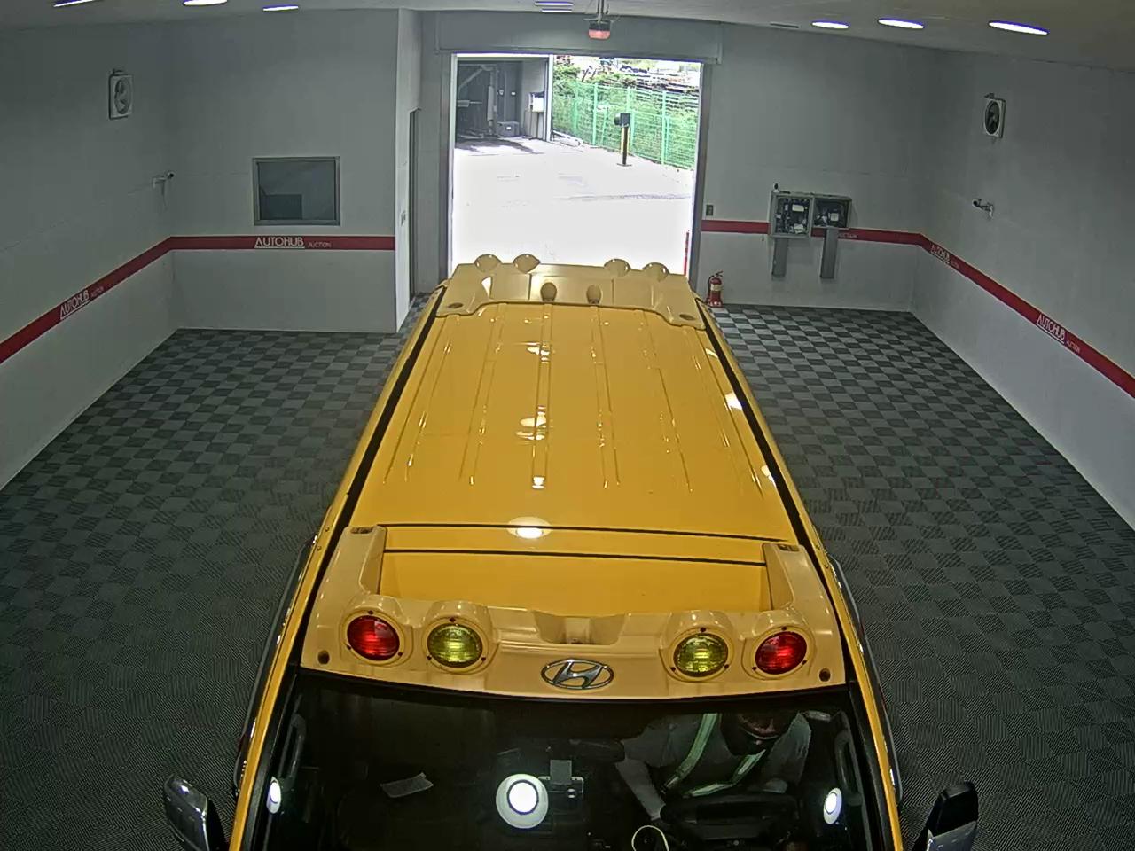 هيونداي جراند ستاركس Child Safety Vehicle 15 Seater 2015