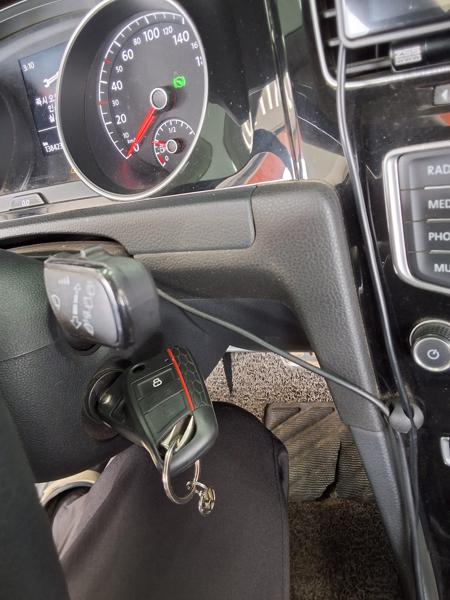 فولكس فاجن جولف (7Th Gen) 2.0 TDI 2015