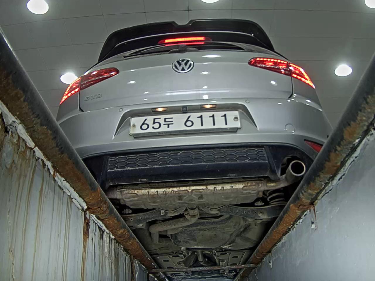 فولكس فاجن جولف (7Th Gen) 2.0 TDI 2015