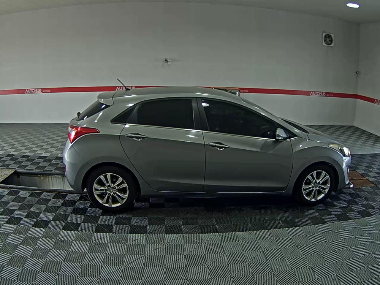 هيونداي جديد I30 1.6 VGT Unique 2012