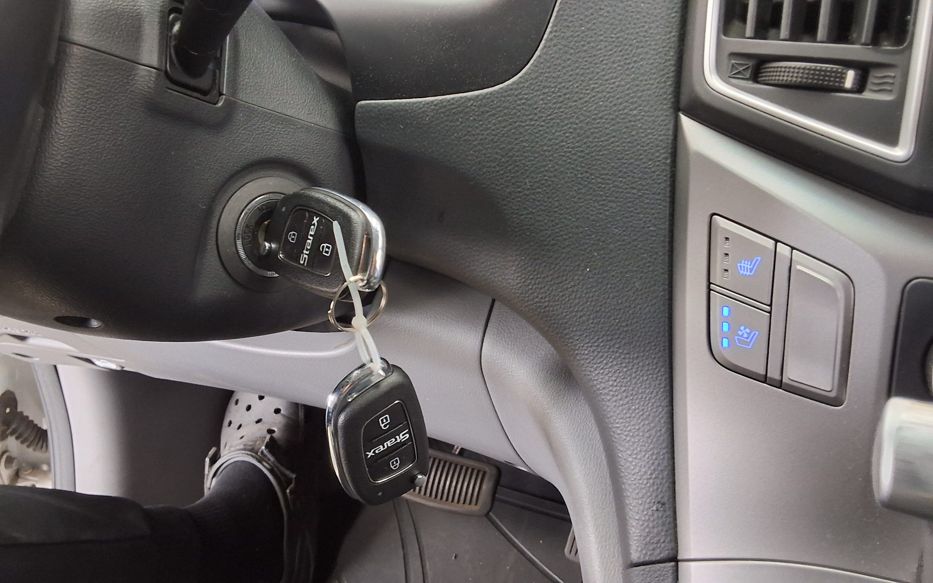 هيونداي الجديد جراند ستاركس 5 Seater ديزل فان مودرن 2021 VAN MODERN