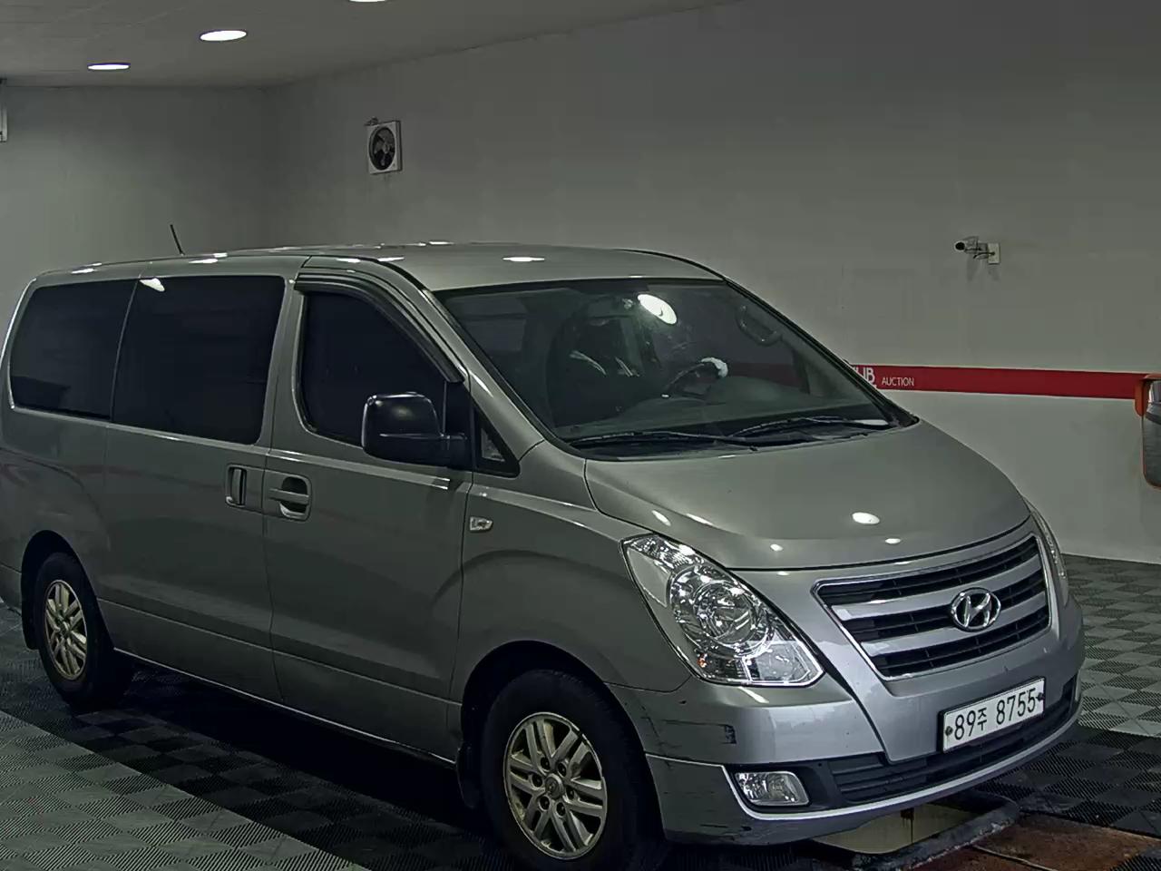 هيونداي جراند ستاركس 3 Seater ديزل فان سمارت 2016 VAN SMART