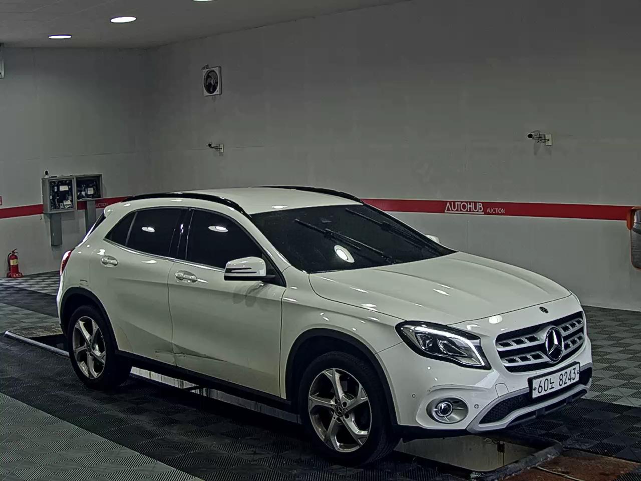 مرسيدس بنز جي إل إيه Class جي إل إيه 220 2019