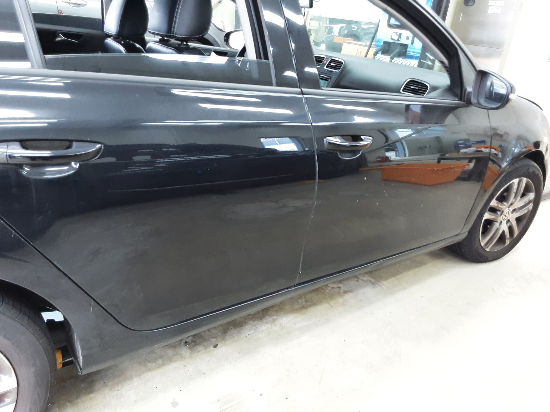 فولكس فاجن جولف (6Th Gen) 1.6 TDI Bluemotion 2012