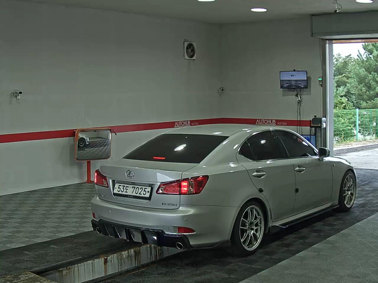 لكزس آي إس (2Nd Gen) 250 2013