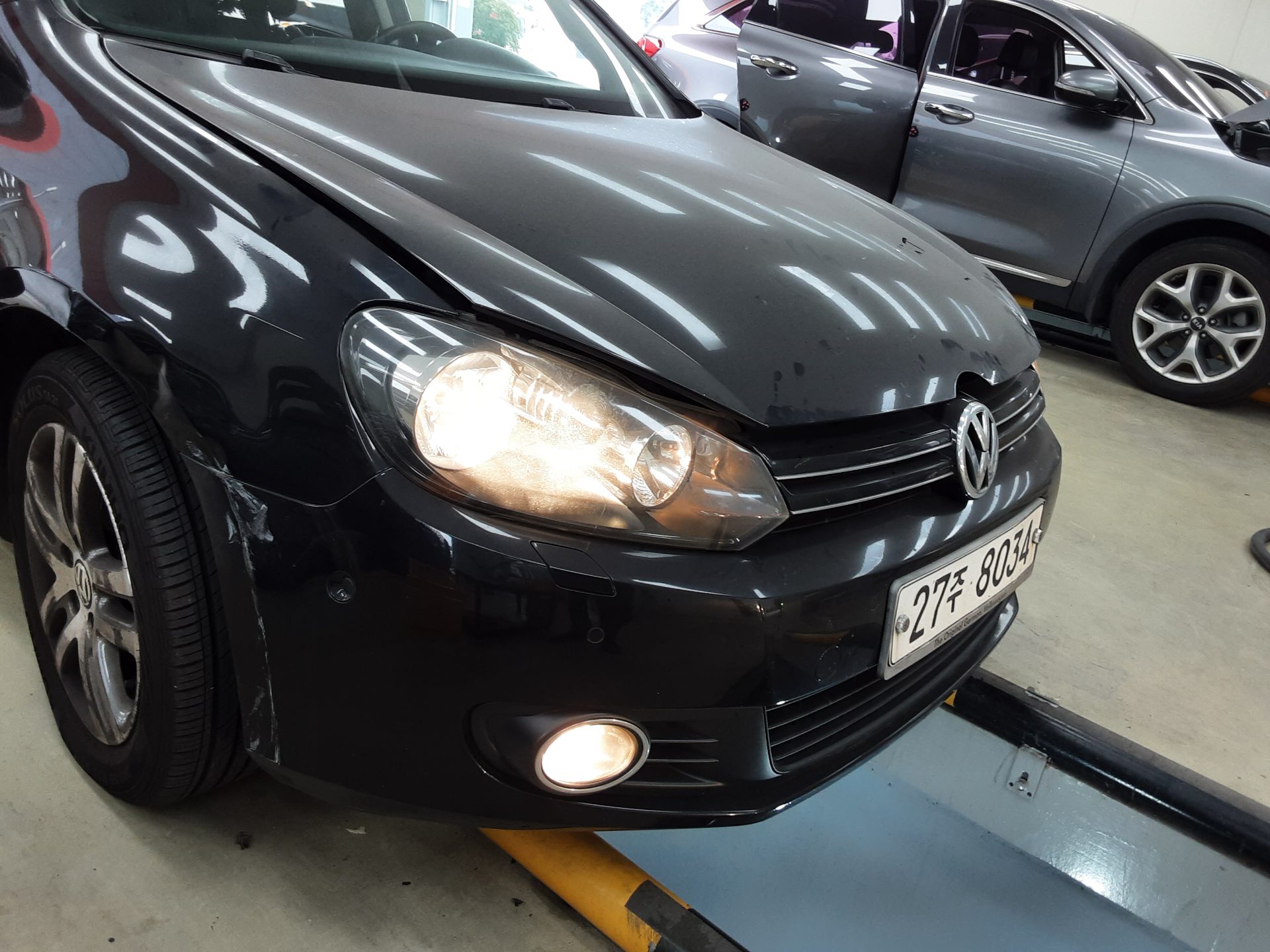 فولكس فاجن جولف (6Th Gen) 1.6 TDI Bluemotion 2012