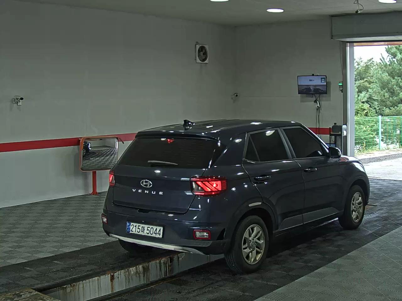 هيونداي فانيو 1.6 بنزين مودرن 2020 MODERN