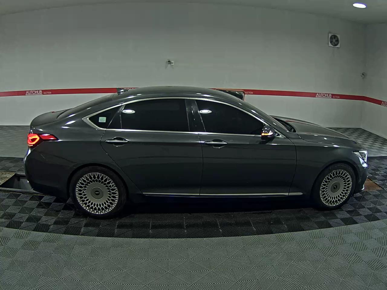 جينيسيس جينيسيس G80 2018 دفع رباعي بريميوم فاخر