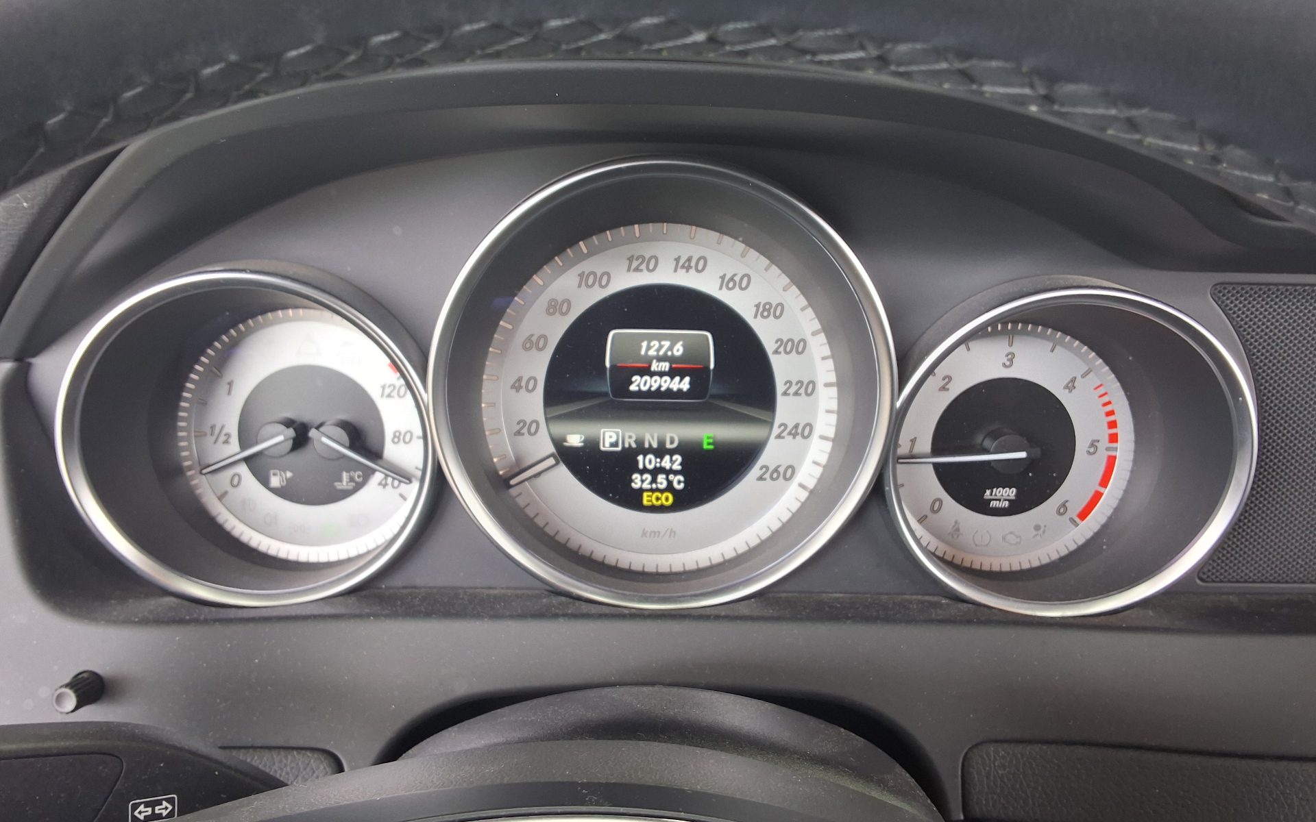 مرسيدس بنز C Class (3Rd Gen) C220 Cdi Avantgarde 2013 C220