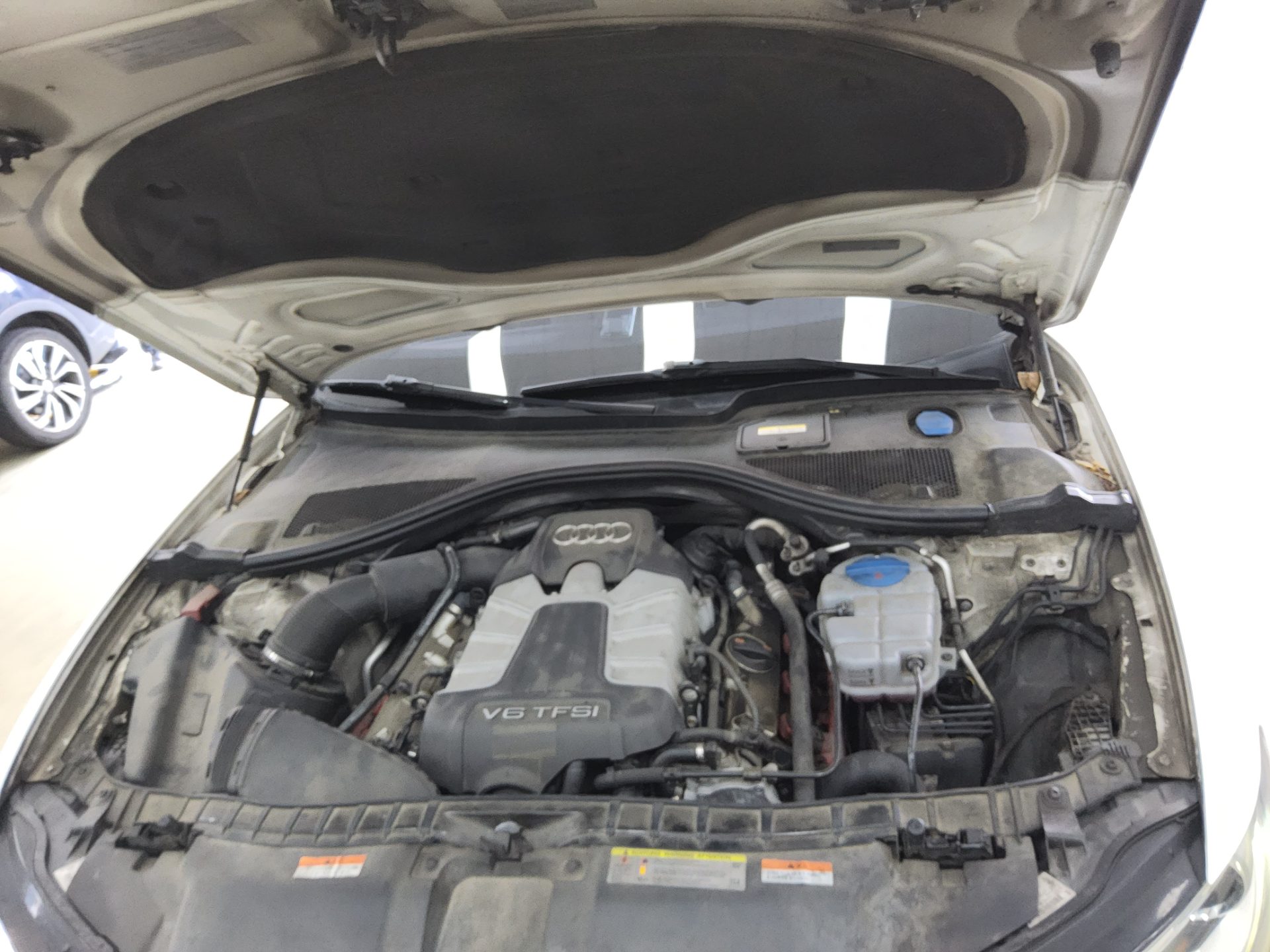 أودي إيه 6 (4Th Gen) 3.0 Tfsi كواترو 2012