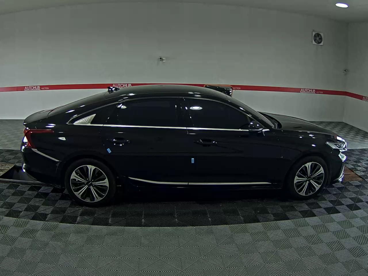 كيا كي 8 2023 NOBLESSE