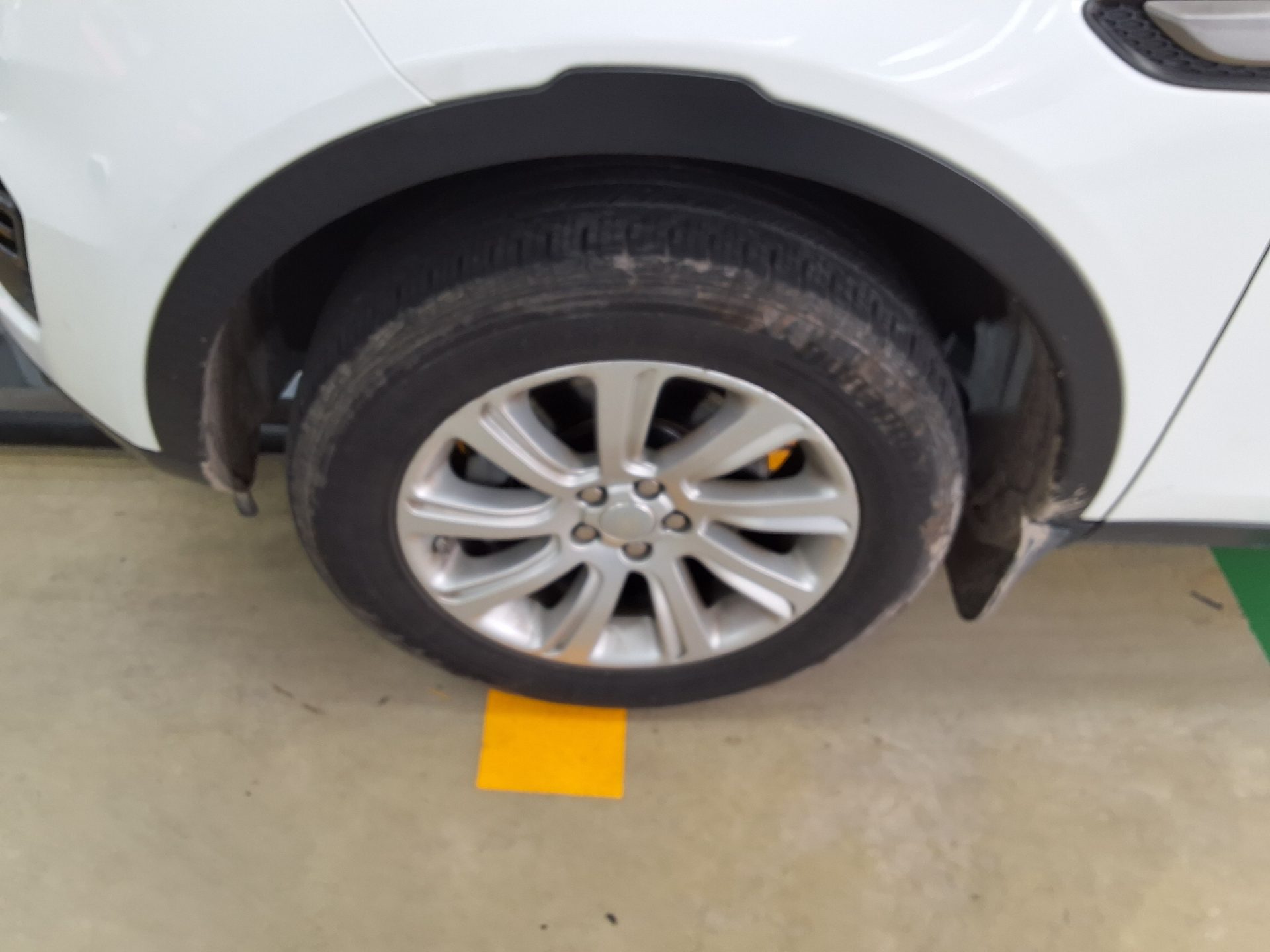 لاند روفر Rover Discovery Sport 2.0 Td4 Se 2016 SPORT SE