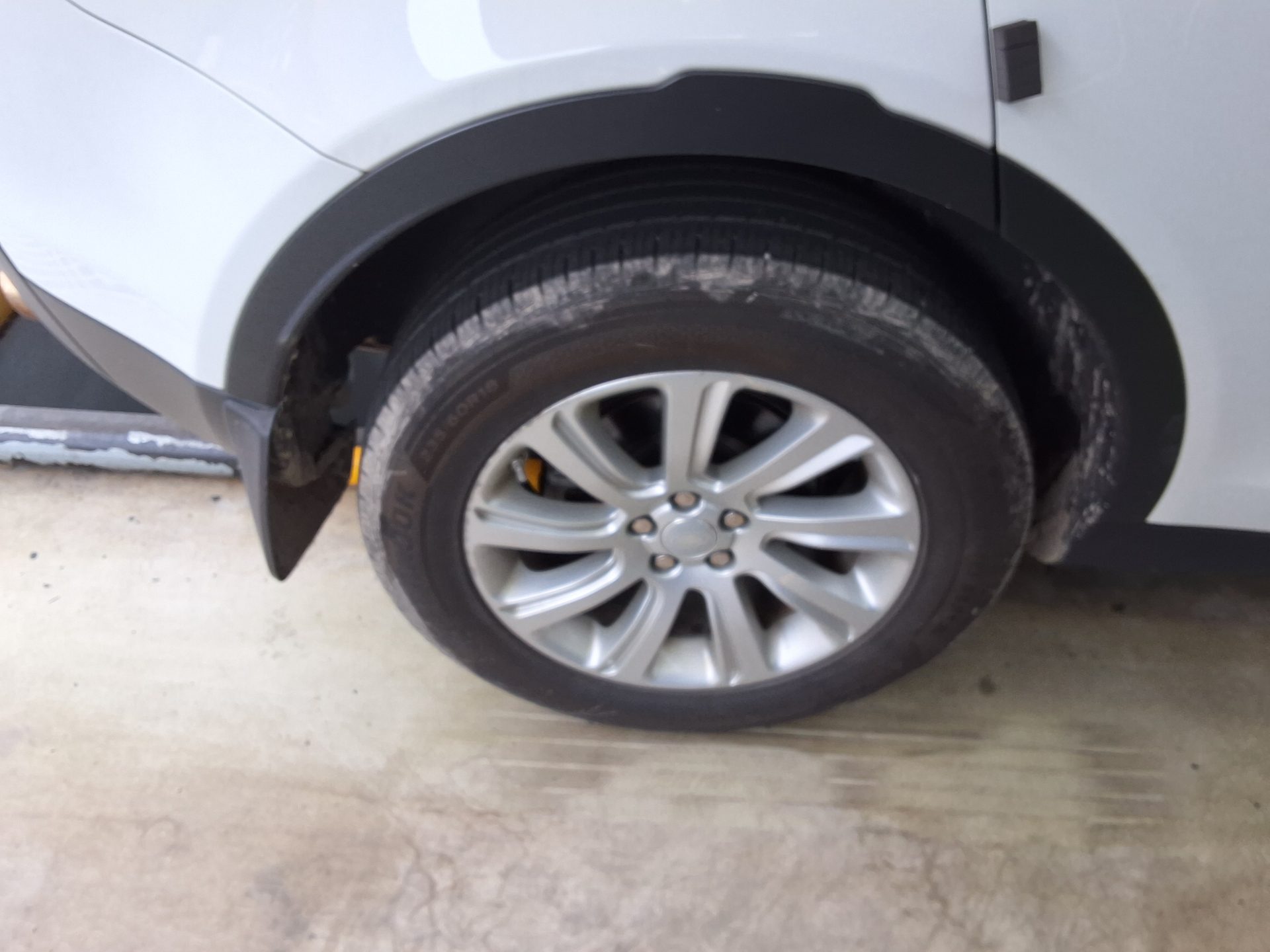 لاند روفر Rover Discovery Sport 2.0 Td4 Se 2016 SPORT SE