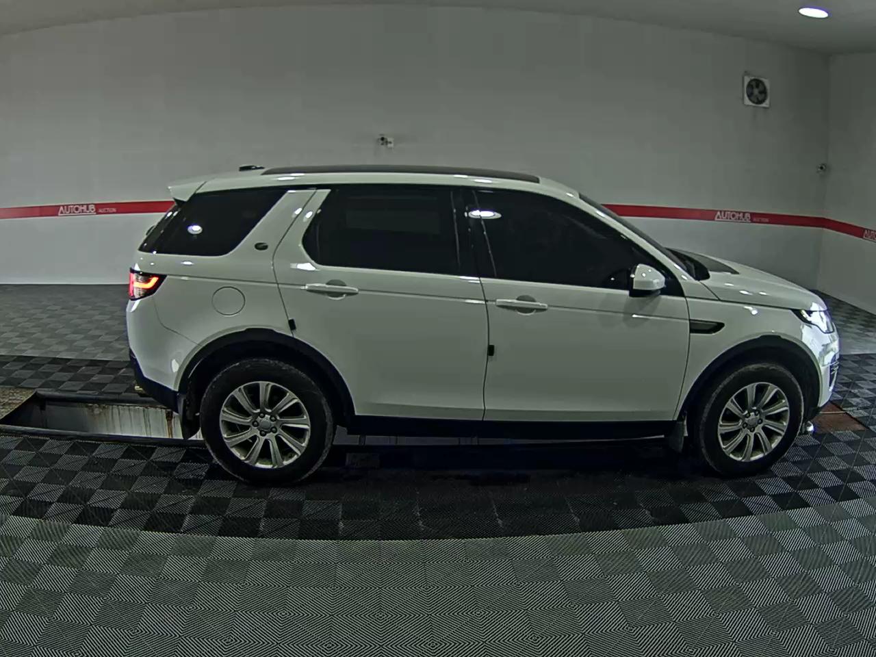 لاند روفر Rover Discovery Sport 2.0 Td4 Se 2016 SPORT SE