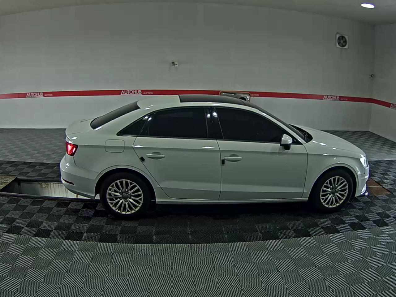 أودي إيه 3 (3Rd Gen) 35 TDI 2016