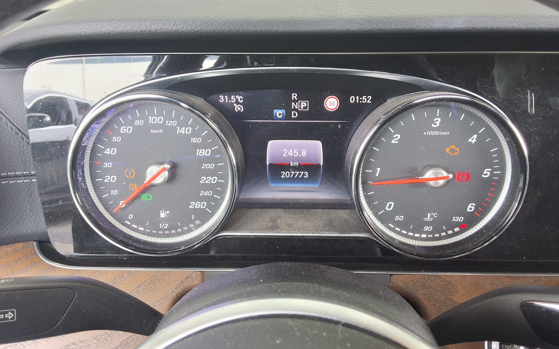 مرسيدس بنز E Class (5Th Gen) E220D فورماتيك إكسكلوسيف 2019 E220d 4MATIC إكسكلوسيف