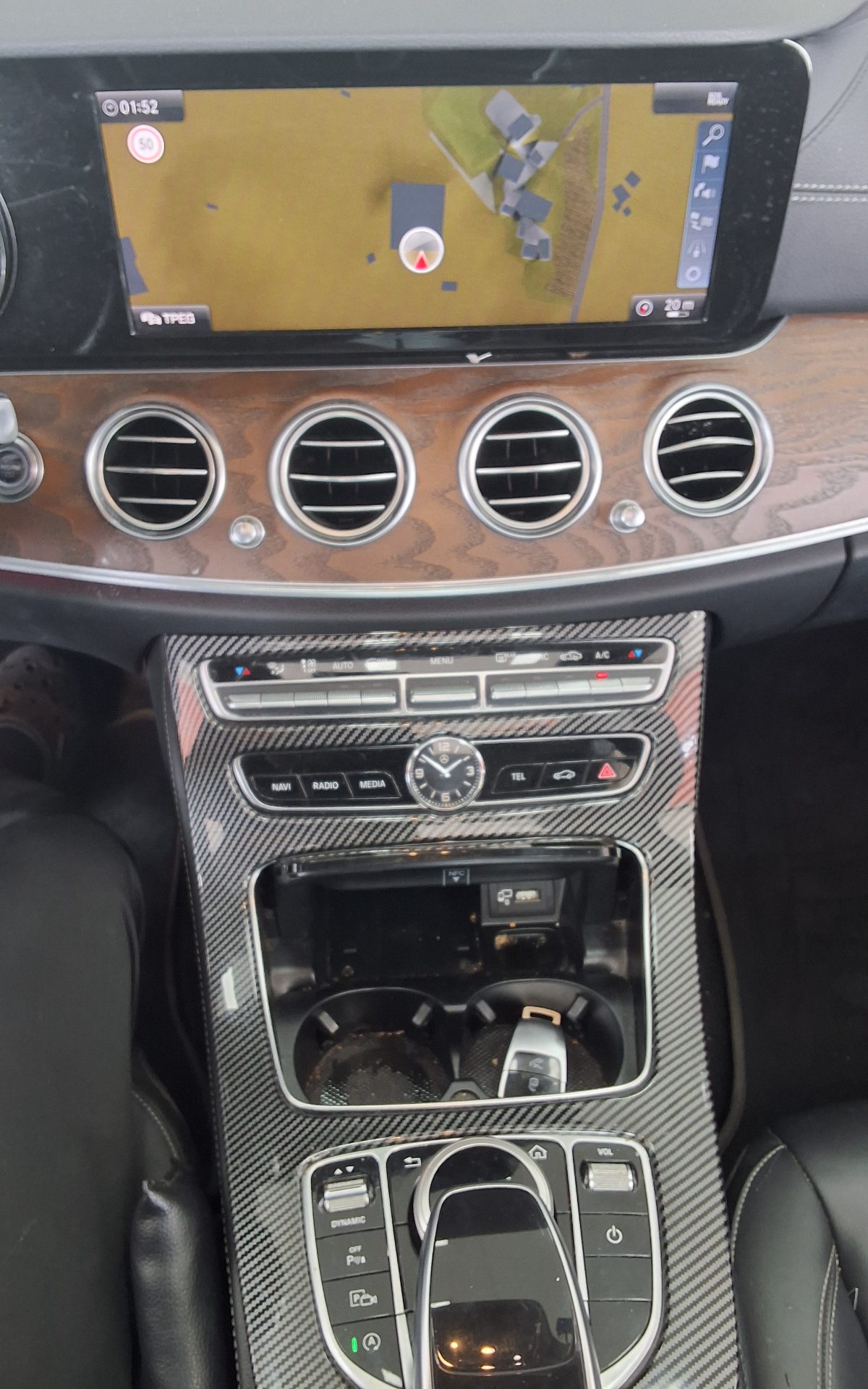 مرسيدس بنز E Class (5Th Gen) E220D فورماتيك إكسكلوسيف 2019 E220d 4MATIC إكسكلوسيف