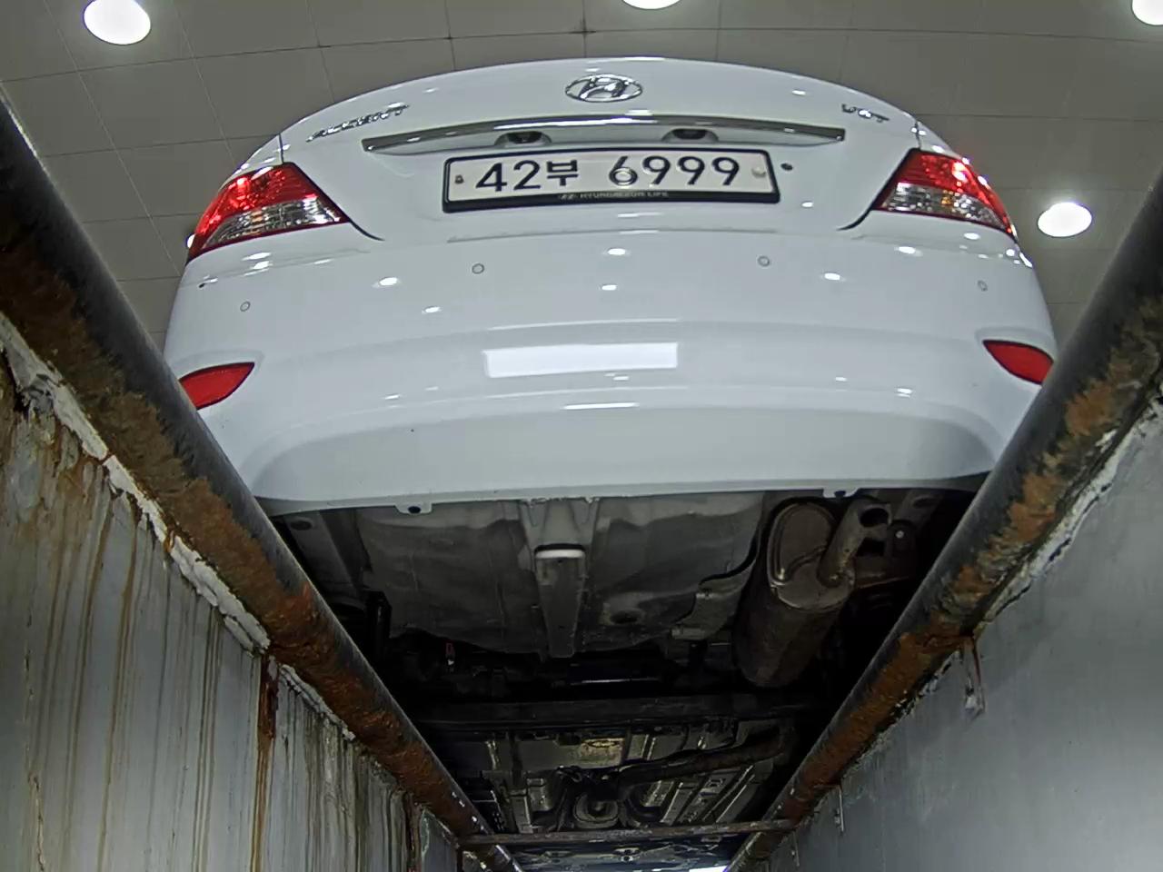 هيونداي جديد أكسنت 1.4 Vvt Premier 2012 PREMIER