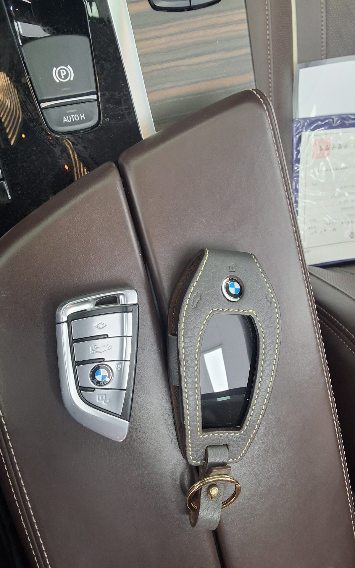 بي إم دبليو 5 Series (7Th Gen) 520D إكس درايف لكجري Line بلس 2019 فاخر LINE PLUS