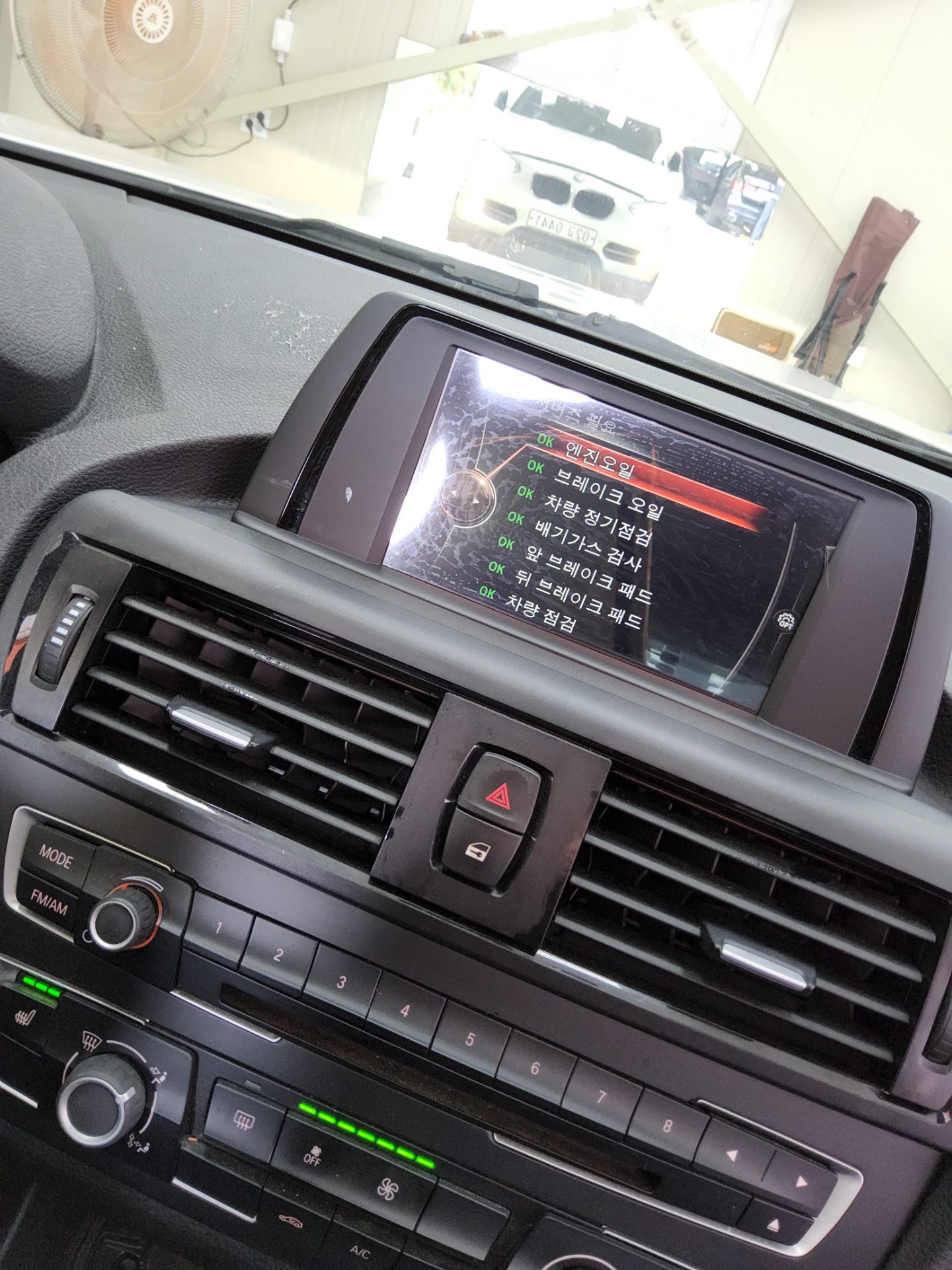 بي إم دبليو 1 Series (2Nd Gen) 5 أبواب 118D Sports 2015 118d