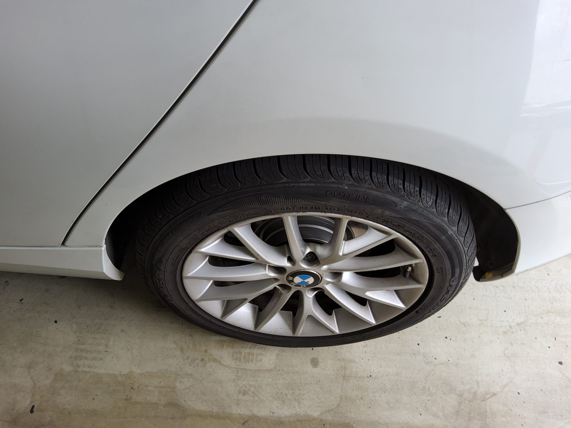 بي إم دبليو 1 Series (2Nd Gen) 5 أبواب 118D Sports 2015 118d