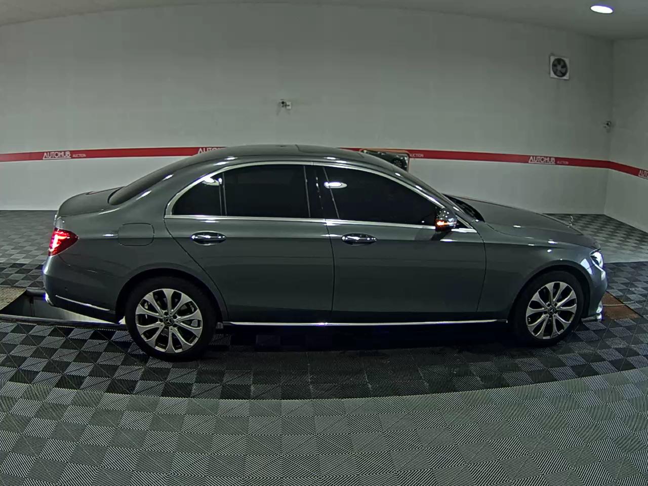 مرسيدس بنز E Class (5Th Gen) E220D فورماتيك إكسكلوسيف 2020 E220d 4MATIC إكسكلوسيف