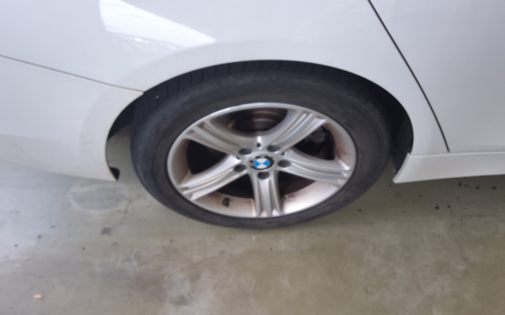 بي إم دبليو 3 Series (6Th Gen) 320D 2015 320d