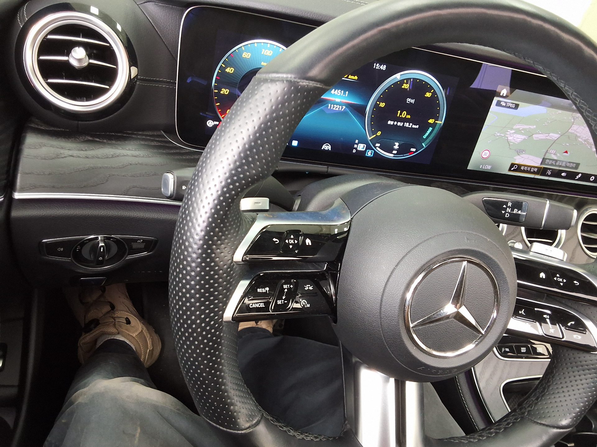 مرسيدس بنز E Class (5Th Gen) E220D فورماتيك AMG Line 2021 E220d 4MATIC LINE