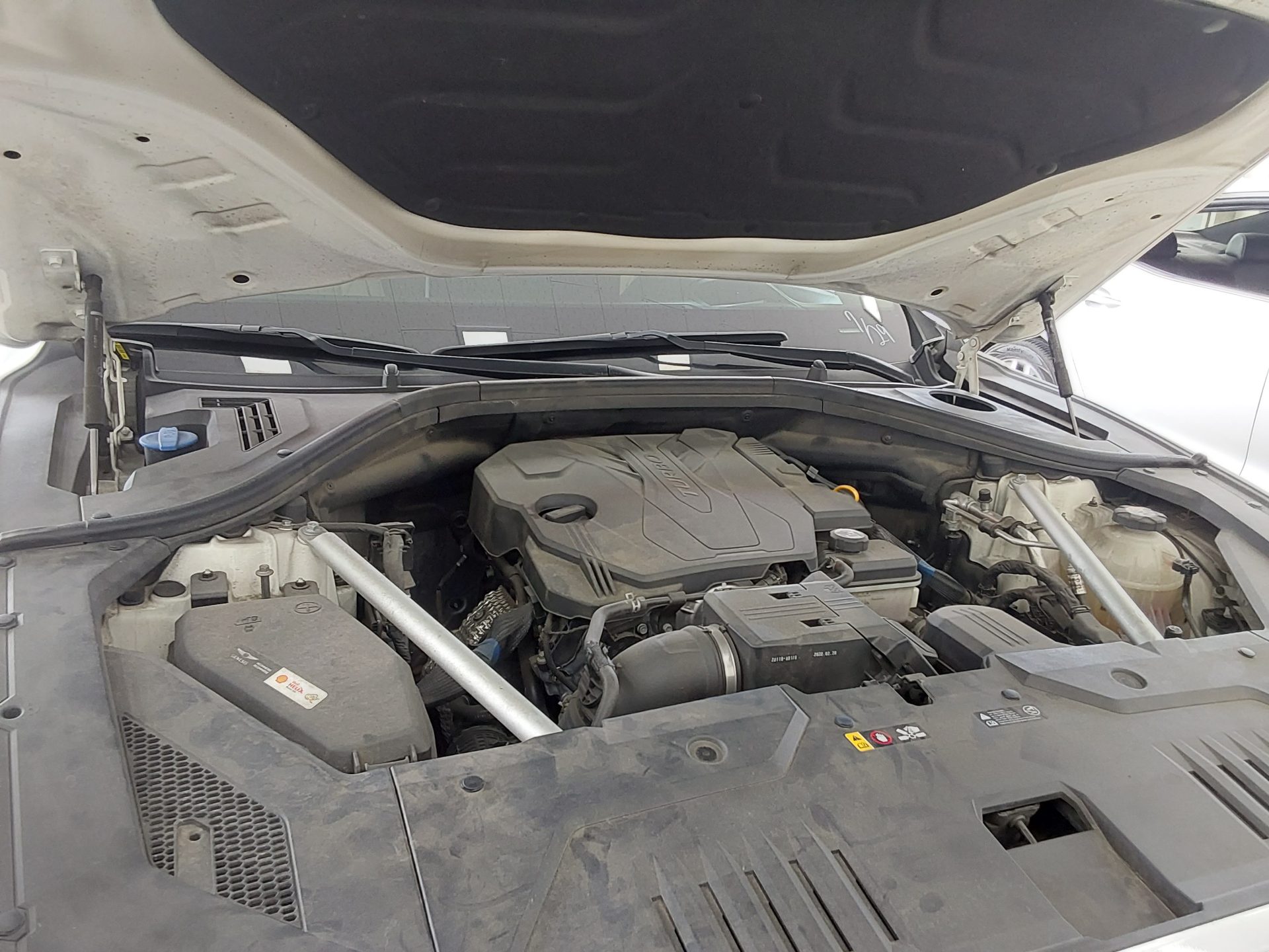 جينيسيس جينيسيس GV70 2022 2.5T BASE