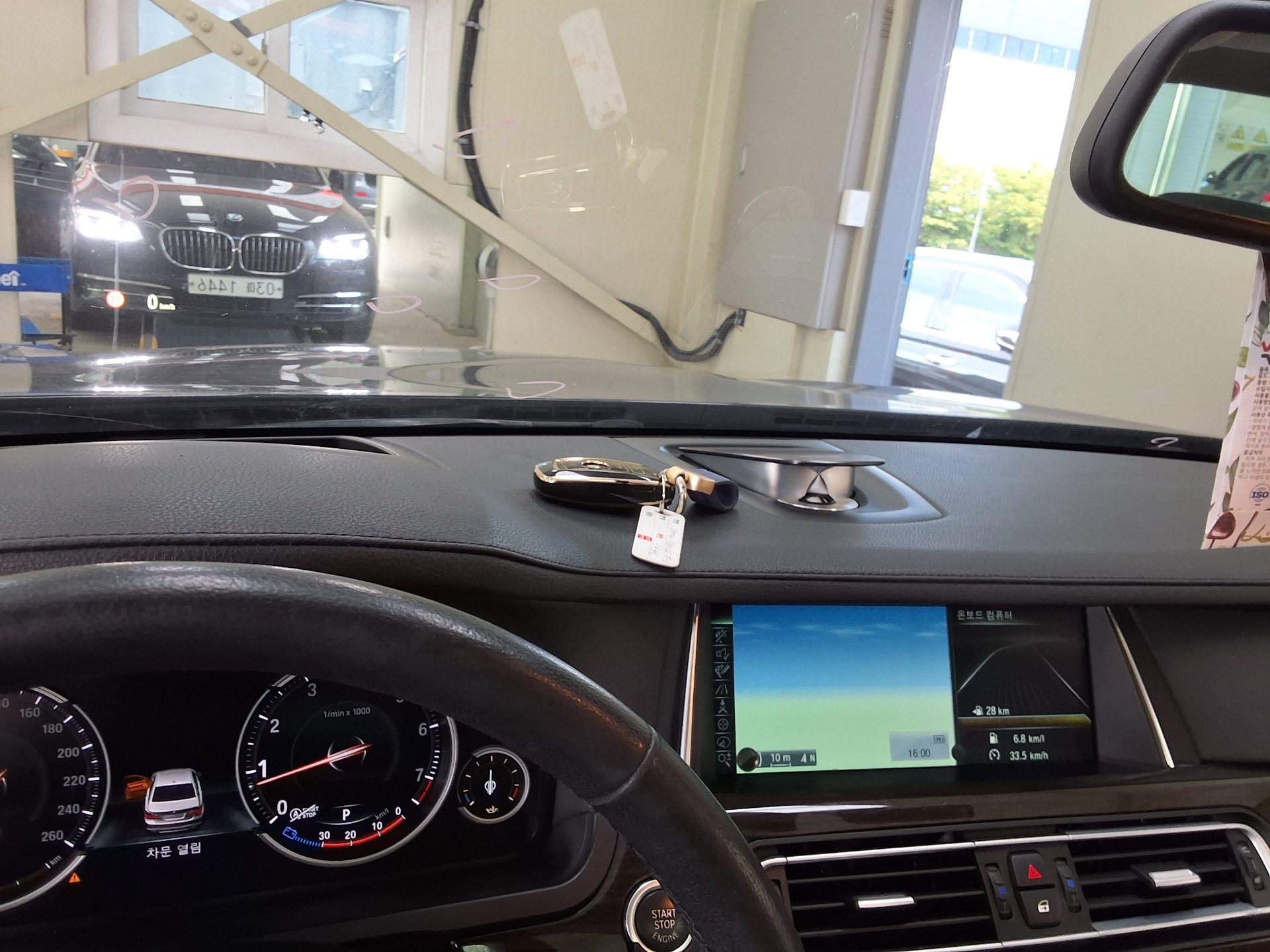 بي إم دبليو 7 Series (5Th Gen) 750Li إكس درايف 2014 750Li