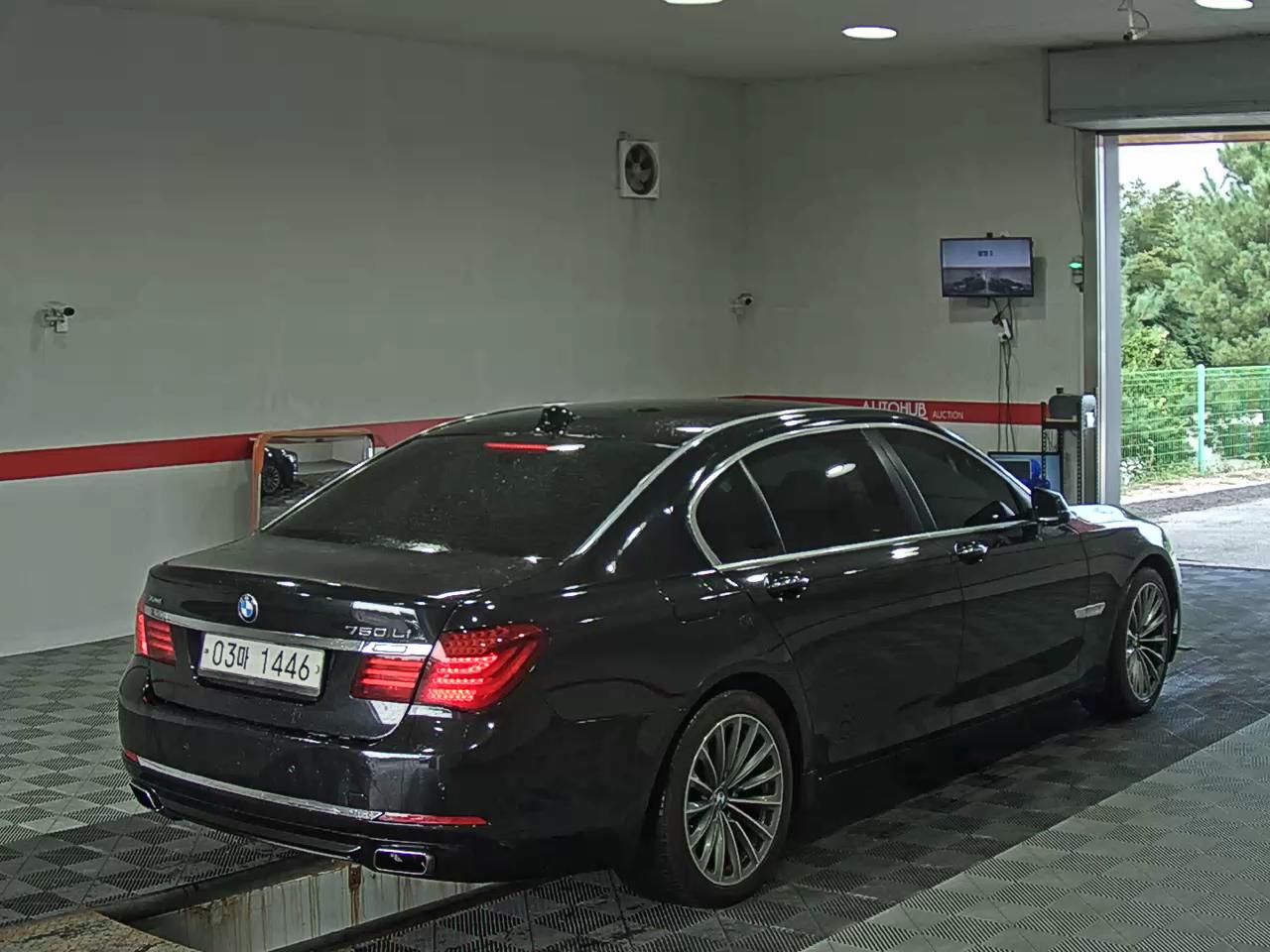 بي إم دبليو 7 Series (5Th Gen) 750Li إكس درايف 2014 750Li