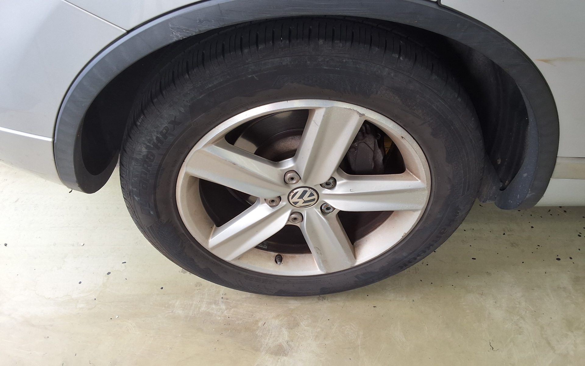 فولكس فاجن جديد طوارق (2Nd Gen) 3.0 V6 TDI Bluemotion 2013