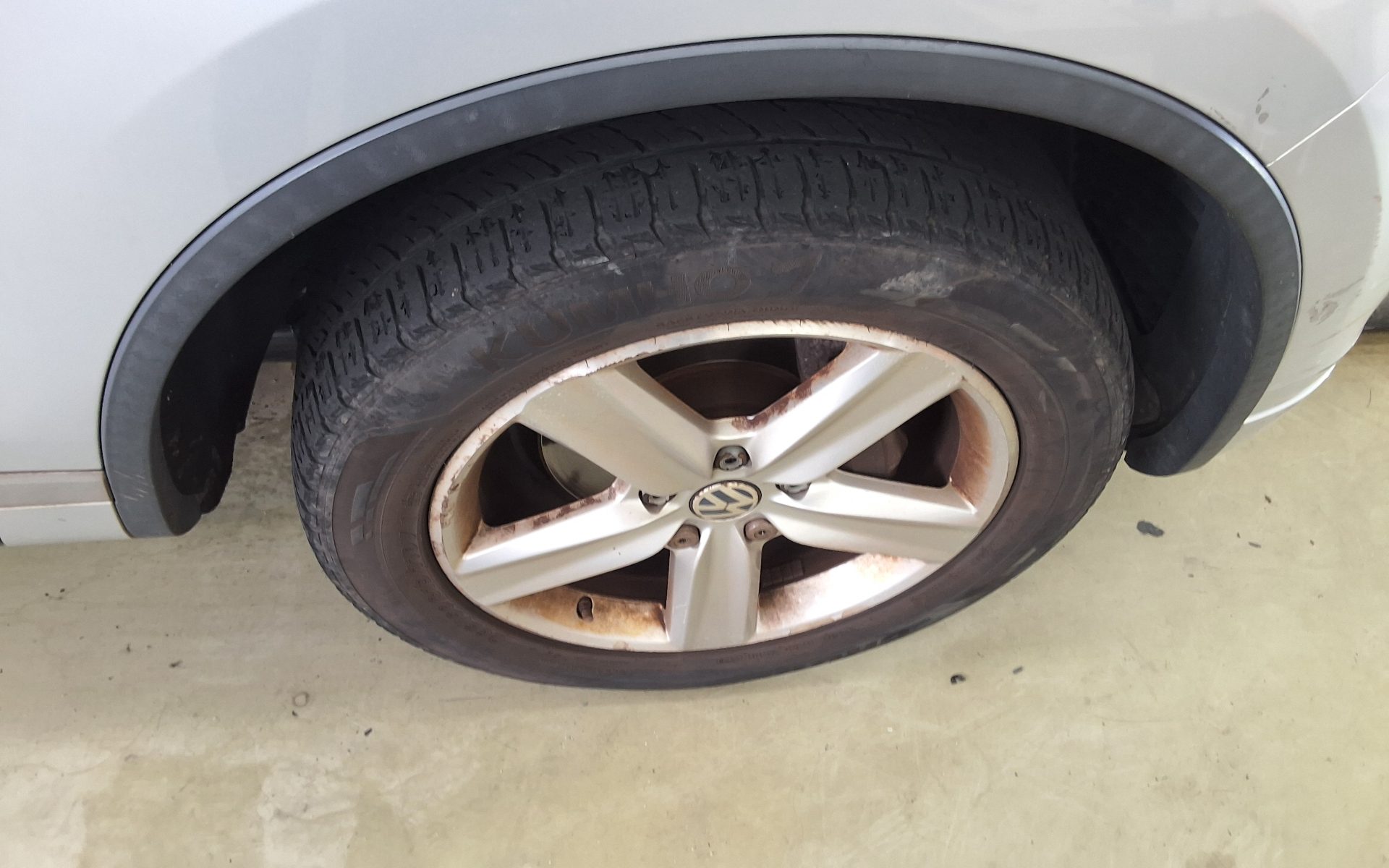 فولكس فاجن جديد طوارق (2Nd Gen) 3.0 V6 TDI Bluemotion 2013