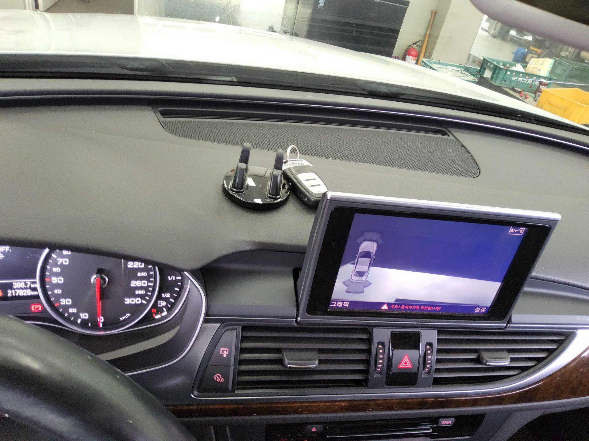 أودي إيه 6 (4Th Gen) 3.0 TDI كواترو Led Pack 2014