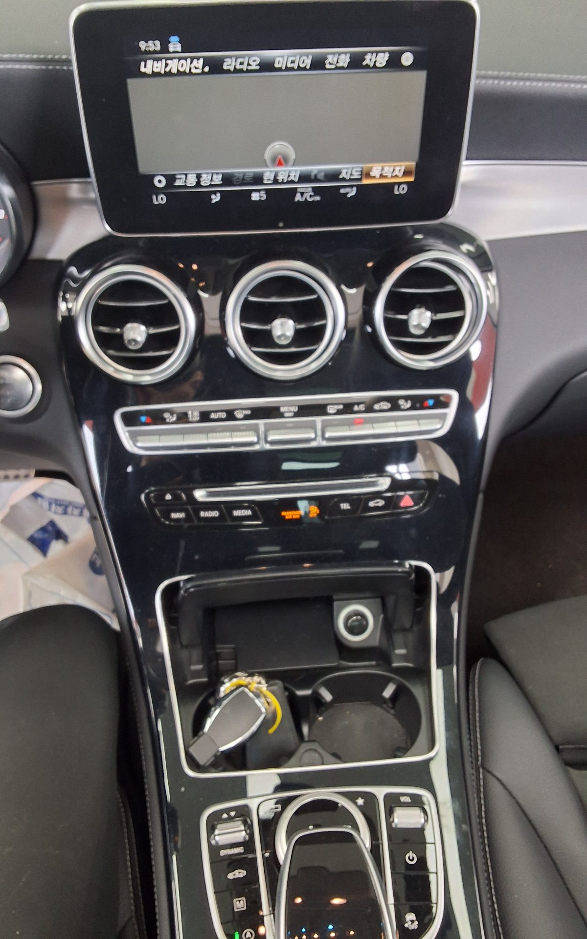 مرسيدس بنز جي إل سي Class جي إل سي 300 فورماتيك AMG Line 2019 4MATIC LINE
