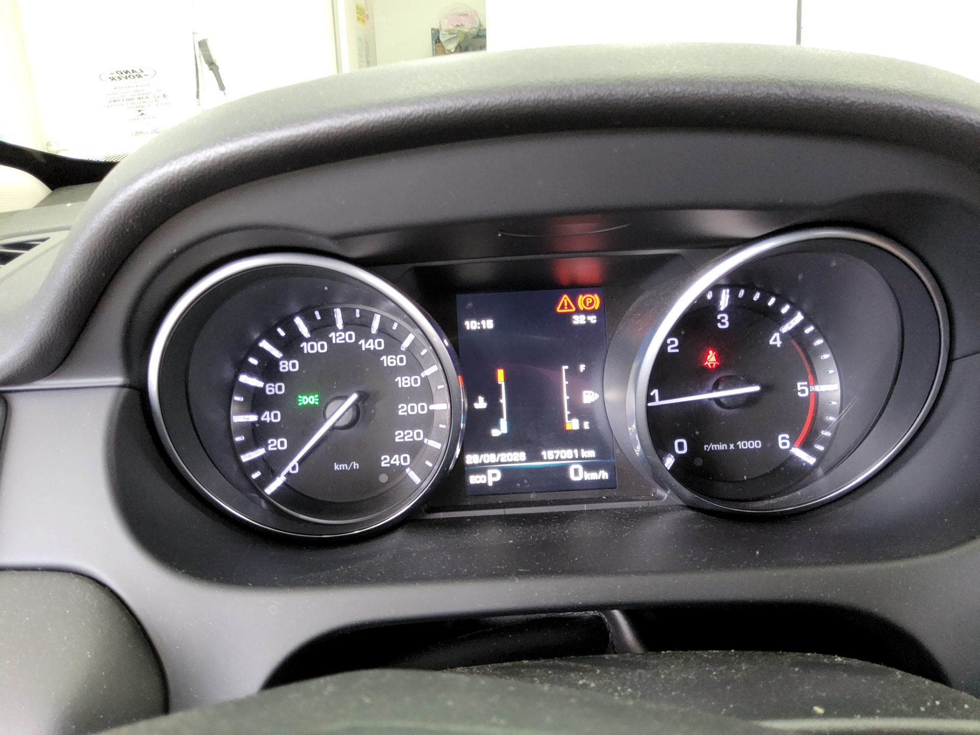 لاند روفر Rover Discovery Sport 2.0 Td4 Hse لكجري 2016 SPORT فاخر