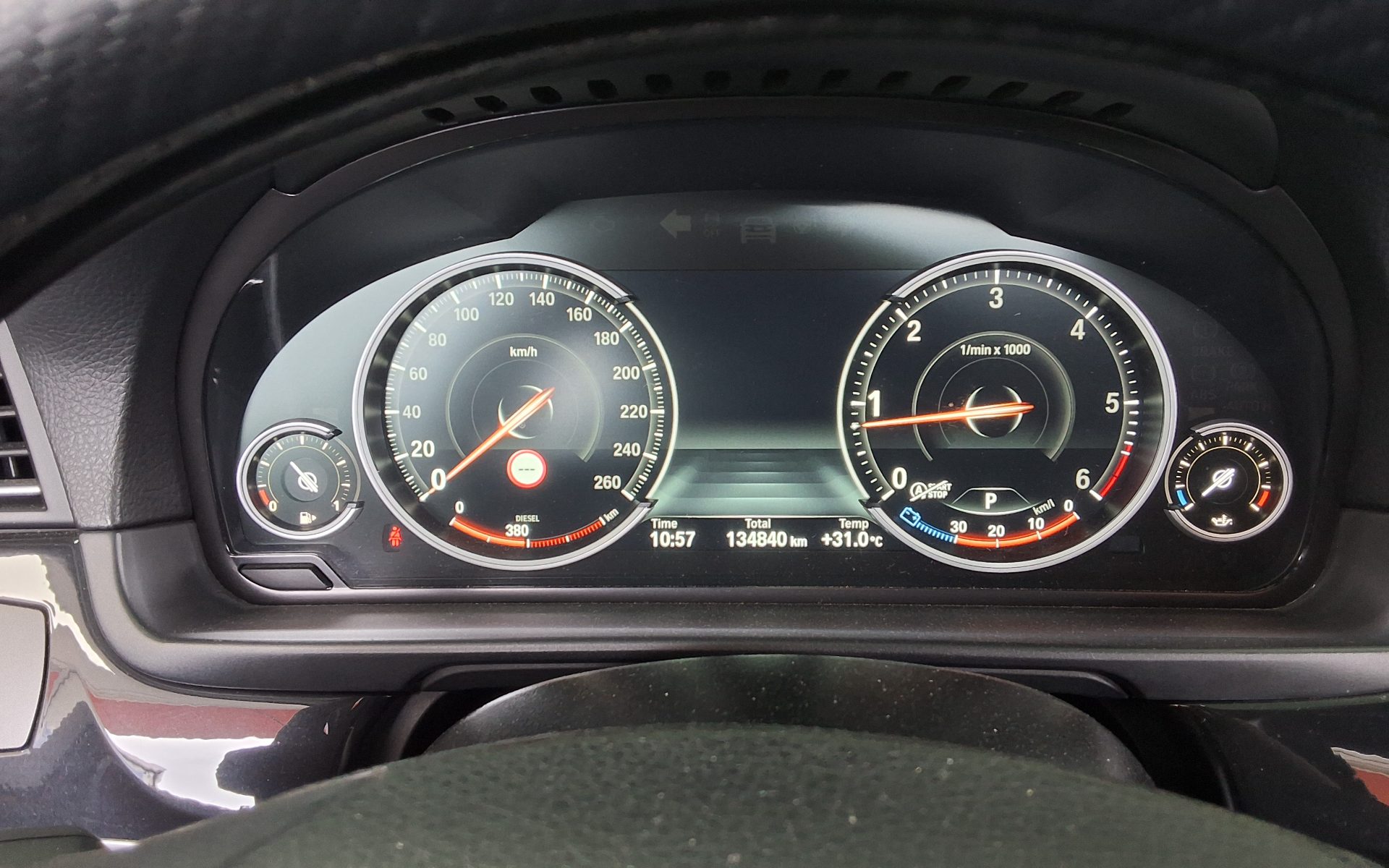 بي إم دبليو 5 Series (6Th Gen) 520D M Aerodynamic 2016 520d