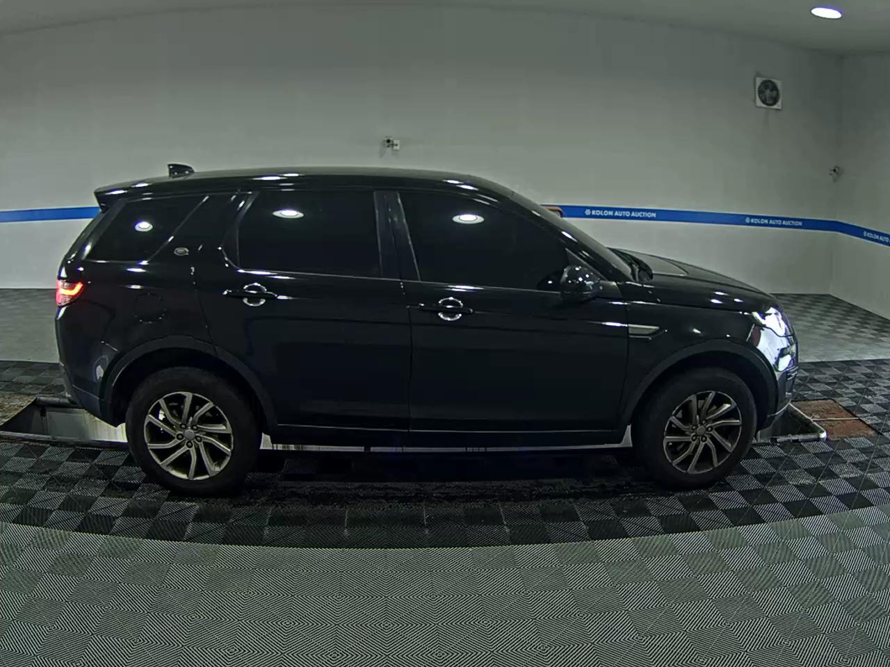 لاند روفر Rover Discovery Sport 2.0 Td4 Se (150Ps) 2017 SPORT SE