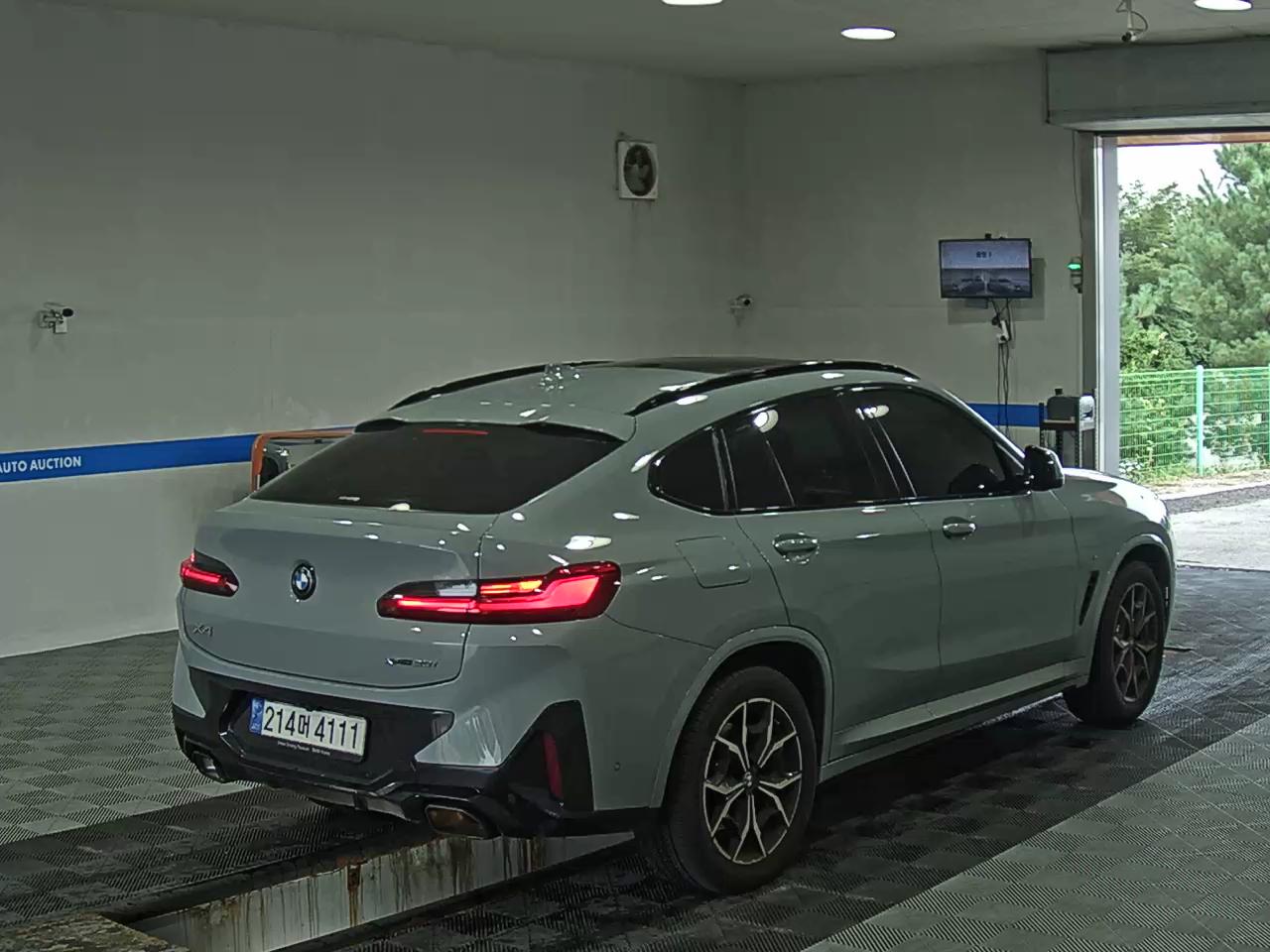 بي إم دبليو X4 (2Nd Gen) 20I إكس درايف M Sport Pro 2022 SPORT