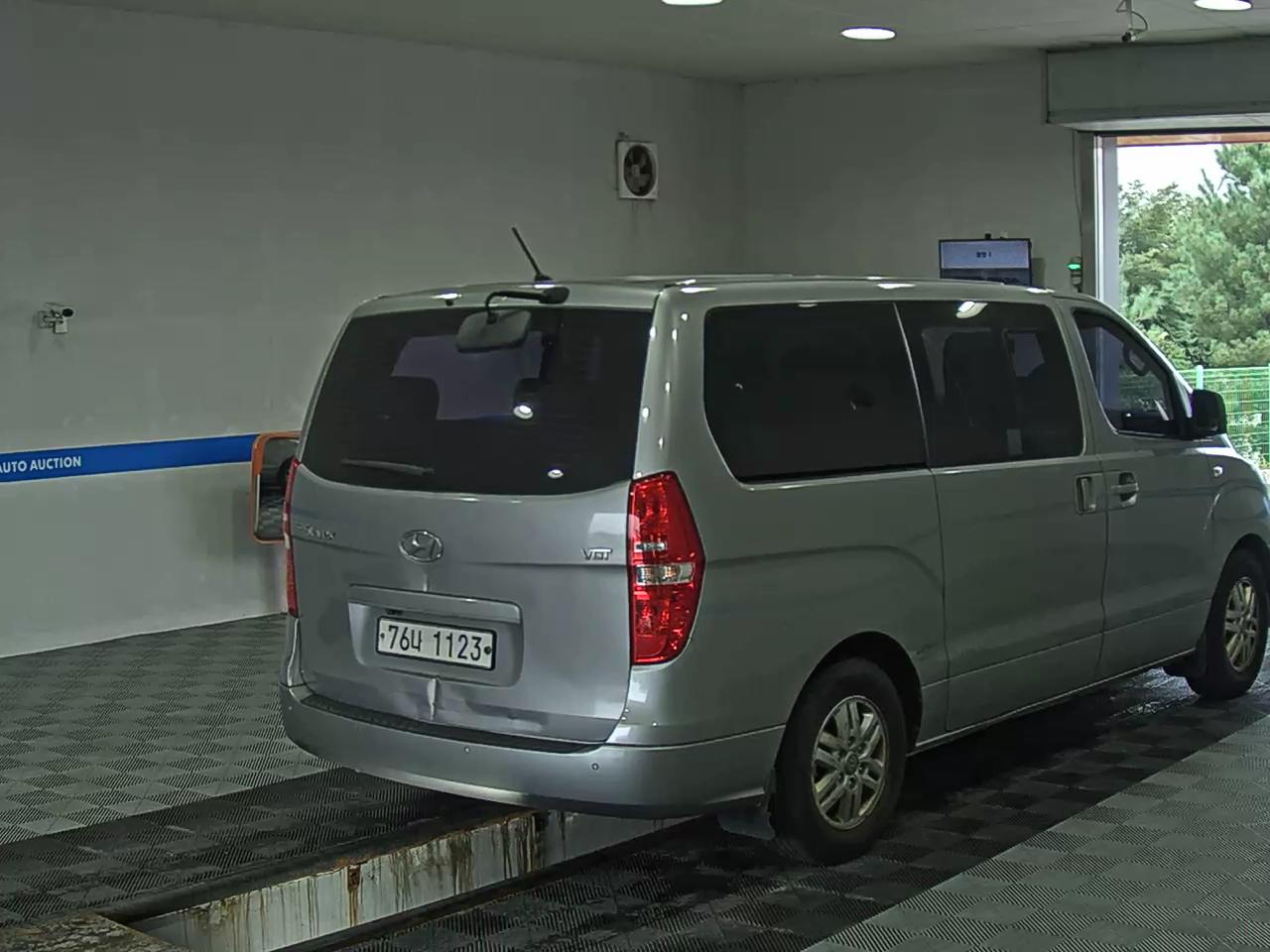 هيونداي جراند ستاركس 12 Seater ديزل سمارت 2017 SMART