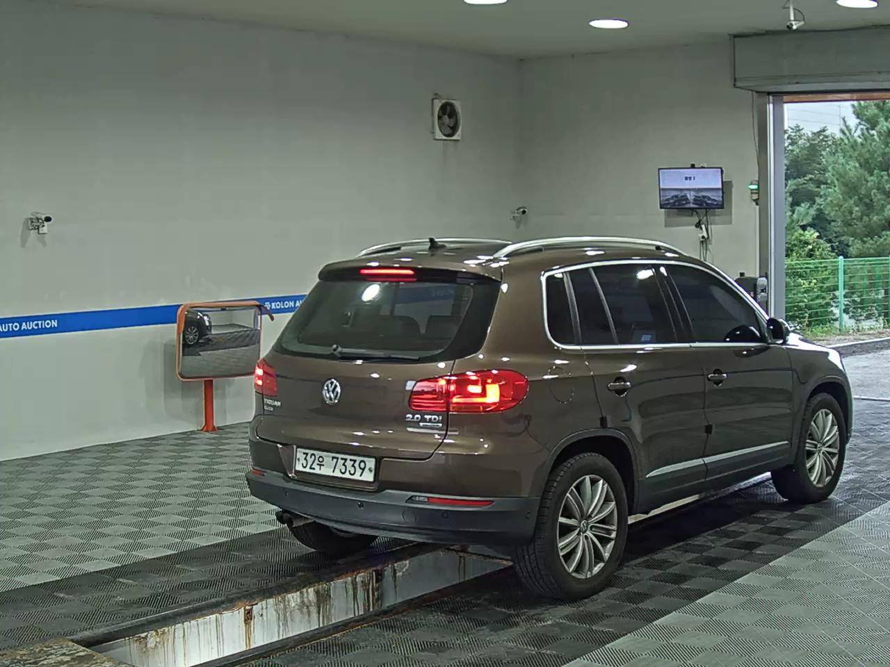 فولكس فاجن تيجوان 2.0 TDI Bluemotion بريميوم 2013 بريميوم